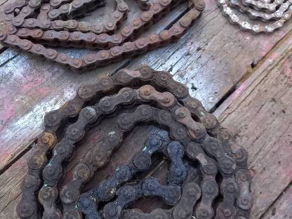 Bild 7:Alte Ketten für Metallkunst