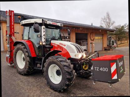 Bild 5:Lohnschneiden Brennholz