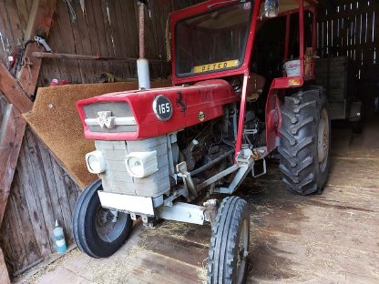 Massey Ferguson 165