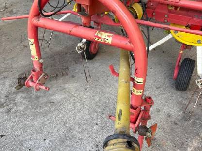 Bild 3:Pöttinger Hit 44 N Alpin