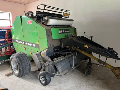 Deutz Rundballenpresse 3.20 OC