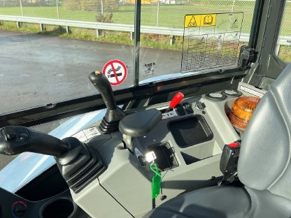 Bild 6:Bobcat E35Z Minibagger