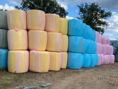 Heulage Rundballen, Pferdeheulage, Rinderfutter Rinderheulage