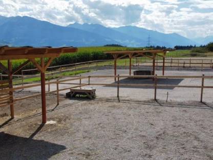 Bild 2:Pferde Einstellplatz