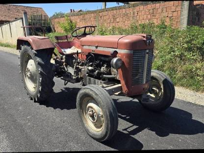 Massey Ferguson 42 PS Traktor
