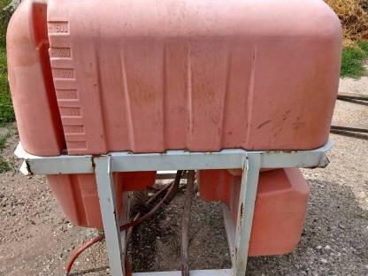 Bild 4:Jessernig Spritzfass