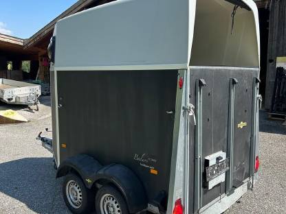 Bild 4:Pferde-/Viehanhänger Humbaur Balios