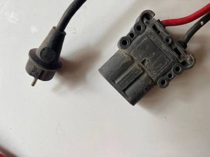 Bild 2:Stapler, Fronius Selectiva Ladegerät bis 24 V programmierbar