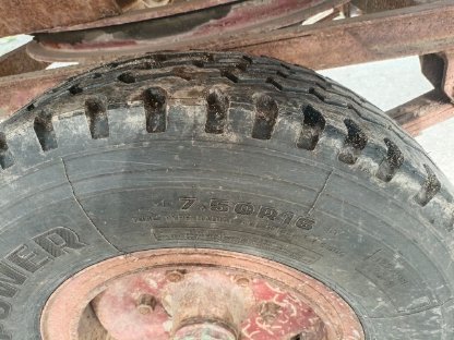 Bild 6:Brantner Zweiseiten Kipper 6,6to