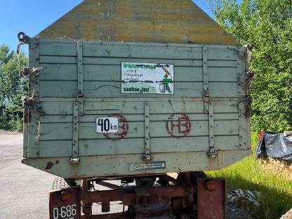 Bild 4:Traktoranhänger