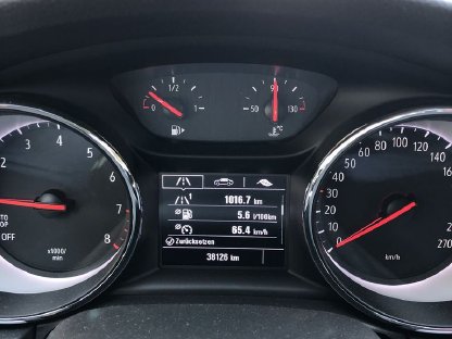 Bild 5:Opel Astra Sports Tourer