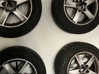 Bild 3:Sommerreifen 215/60 R16 HXL