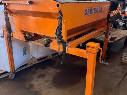 Bild 9:Hansa APZ 1003 Geräteträger