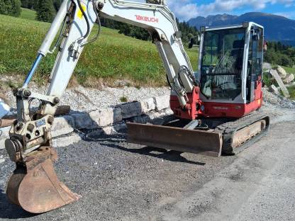 Takeuchi TB 260