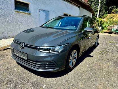 VW Golf 8 Kombi 2.0 TDI 1. Besitz, Serviceheft