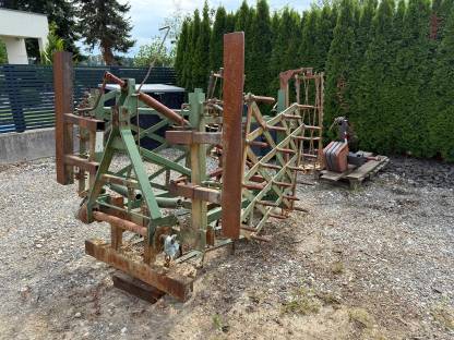 Bild 2:Egge - Ackerschleppe