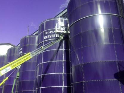 Bild 2:Abdichten, sanieren, aufrauhen - mobiles Sandstrahlen