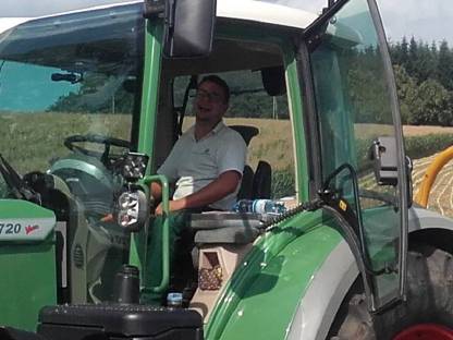 Bild 4:Maisballenpressen