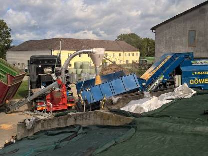 Bild 3:Mais CCM Lohn musen -mahlen