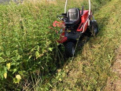 Bild 6:Wir mulchen deine Flächen