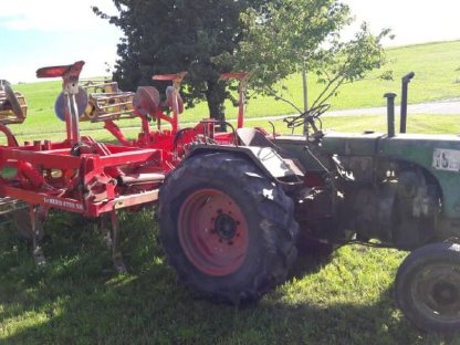 Bild 5:Pöttinger Flügelschargrubber 4,7 m