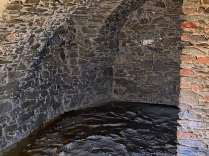 Bild 7:Sandstrahlarbeiten