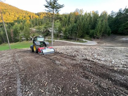 Bild 2:Flächenrekultivierung