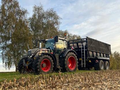 Bild 2:Transportarbeiten mit Abschiebewagen