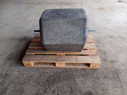 Bild 2:Frontgewicht 750 kg
