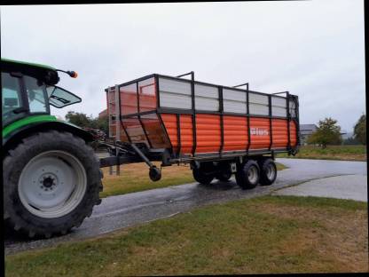 Verkaufe Häckselwagen Pöttinger Landsperg