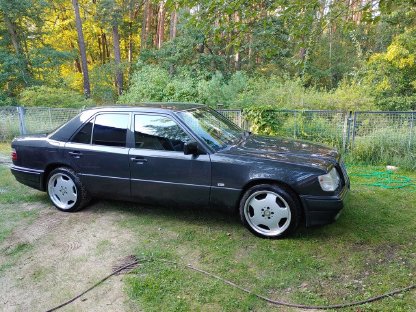 Bild 5:Mercedes Benz W124 400E V8