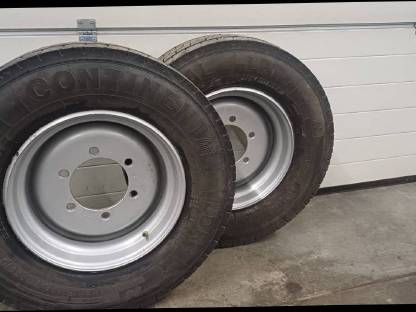 Komplett Kipperreifen 235/75R17,5 6 Loch ET0