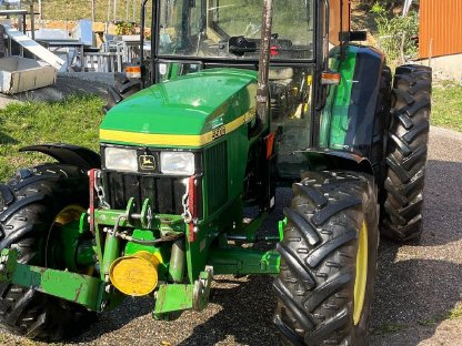 John Deere 5500 A