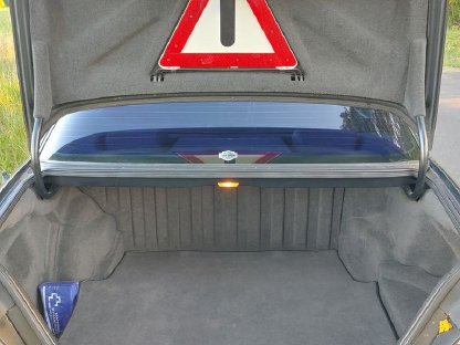 Bild 4:Mercedes Benz W124 400E V8