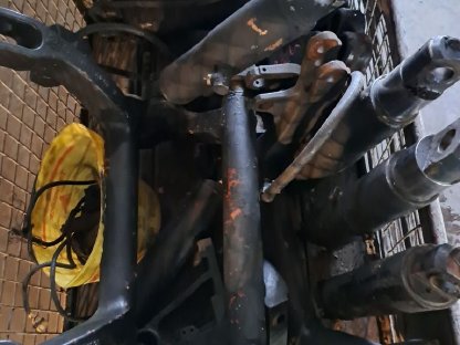 Bild 2:Hydraulik Ersatzteile Steyr Serie 9000