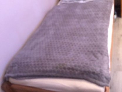 Bild 2:Einzelbett Kieferbett, plus extra Lattenrost und Matratze