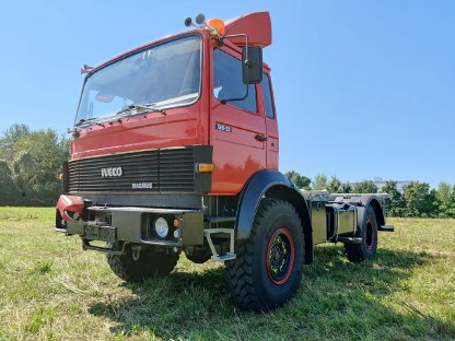 Bild 2:Iveco Magirus 120-23AW 4x4 WOMO-Basisfahrzeug (M1G)