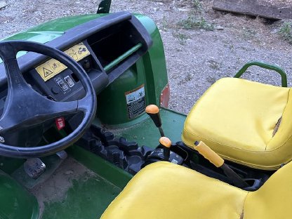 Bild 2:John Deere Gator HPX 4x2