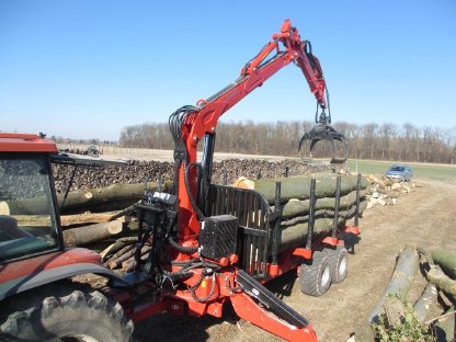 Bild 3:Forst-Seilwinden hydr., 7 t, 280 bar inkl. Funkbedienung