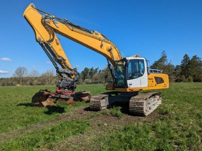 Liebherr R924LC Bagger mit Rotor und Schaufeln R924LC