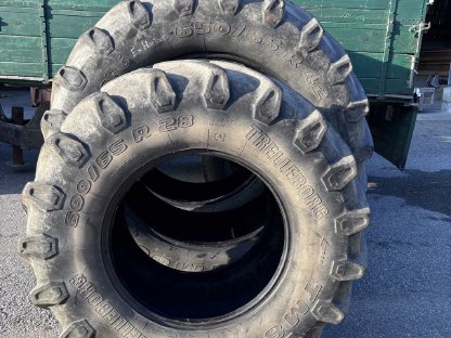 Trelleborg TM800 650/65 R42 zu verkaufen