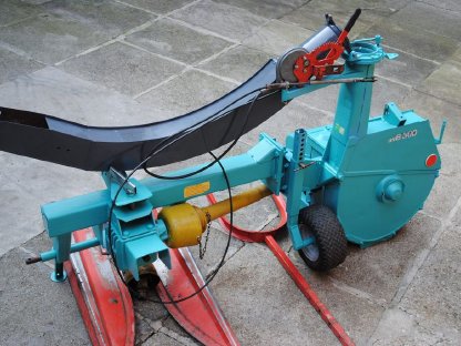 Bild 5:Maishäcksler Mengele MB 300