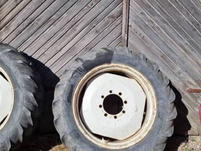 Bild 4:2 Stk. Kompletträder Komplettrad