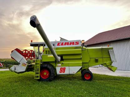 Bild 9:Claas Dominator 98S Classic 3D