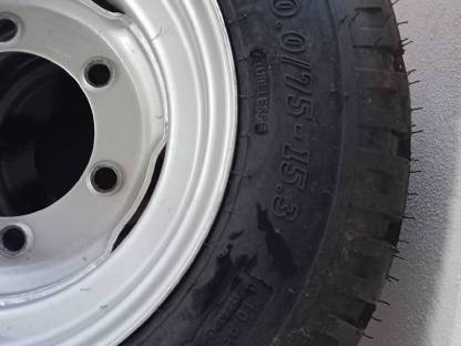 Bild 2:Kompletträder Reifen Felgen 10.0/75-15.3