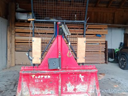 Bild 2:Taifun Seilwinde 6 t