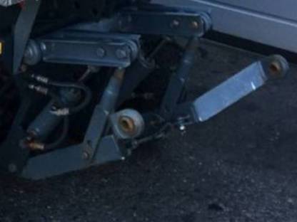 Bild 3:Heckhydraulik für Rasant Kommunal-Trak komplett, 1700, 1900