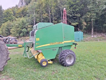 Bild 7:Verkaufe Rundballenpresse John Deere 578