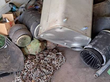 Bild 2:LKW Ersatzteile für MAN 2000