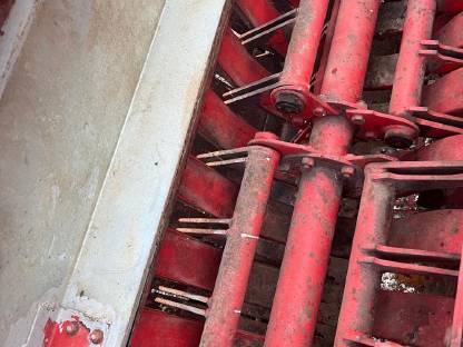 Bild 3:Pöttinger Trend Junior Ladewagen